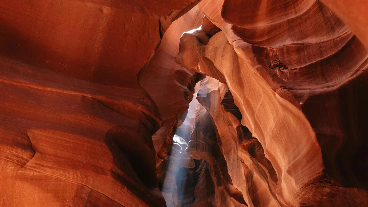 Pick your canyon, coach on an Antelope Canyon tour from Las Vegas to Page, Arizona