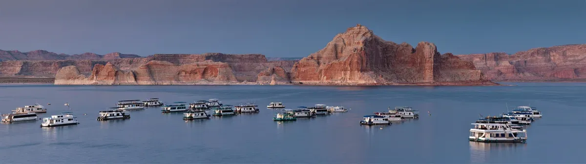 Wahweap Marina on Lake Powell, a stop on an Antelope Canyon tour from Las Vegas, Page, Arizona.